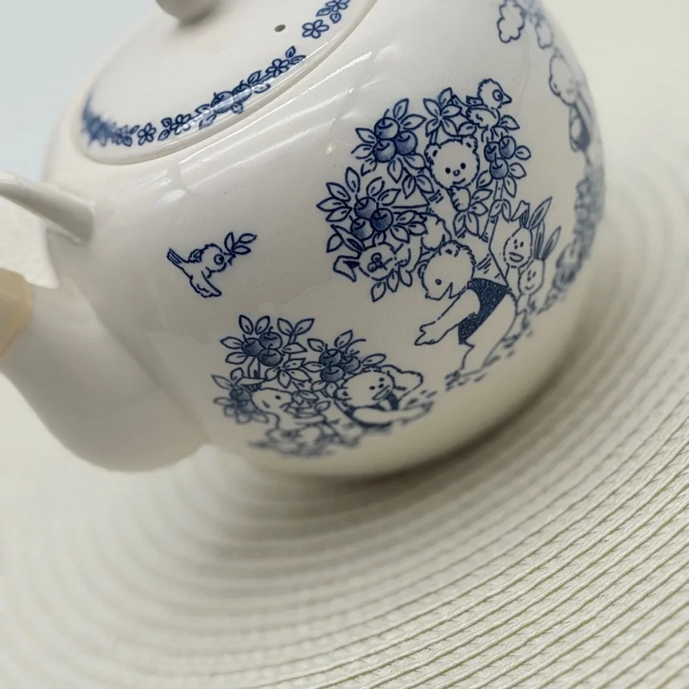 Vintage Style Blue and White Bear Forest Ceramic Teapot with Lid Kawaii Nikko